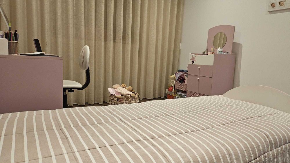 *Oportunidade Quarto de criança completo em bom estado