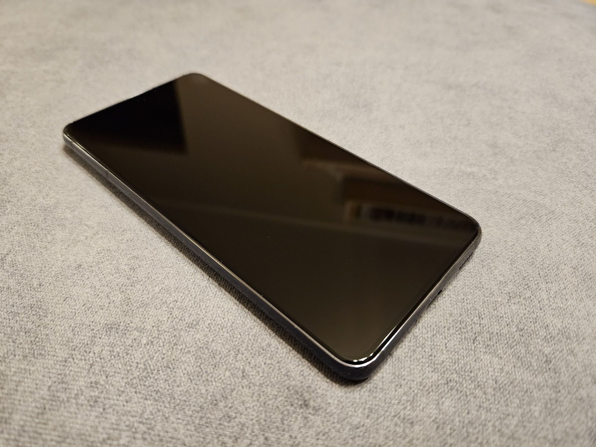 Samsung Galaxy S21 stan idealny, nowa bateria i ekran wym na gwarancji