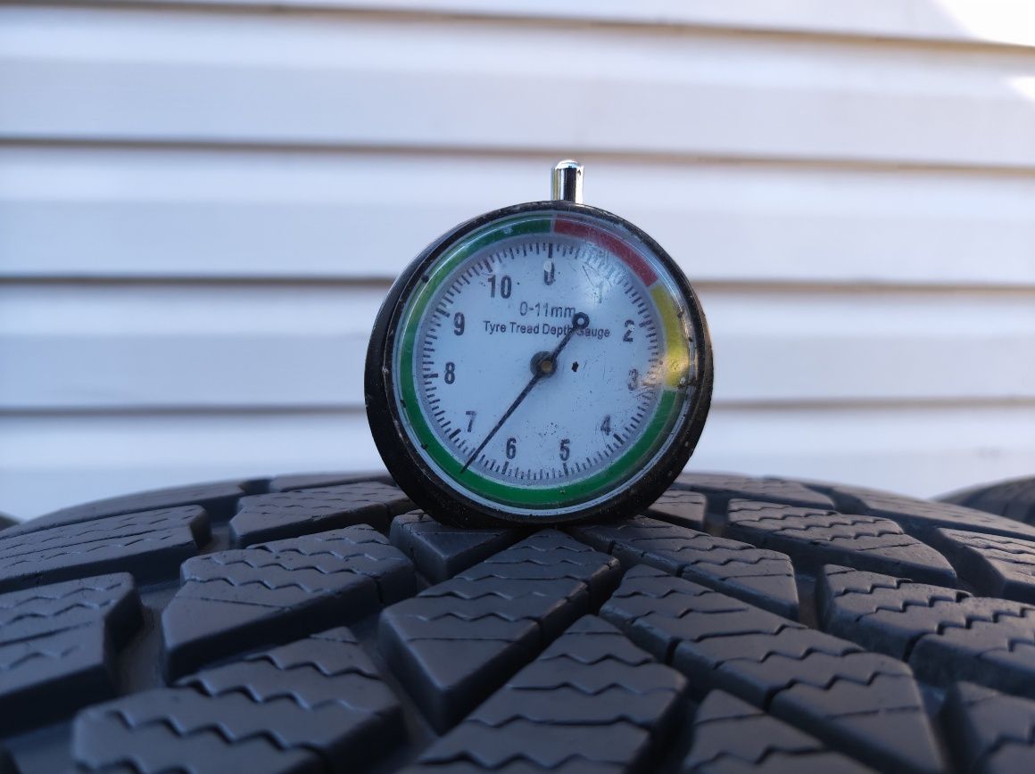 235.45.18 komplet opon zimowych Bridgestone Blizzak LM005 Dot 2022