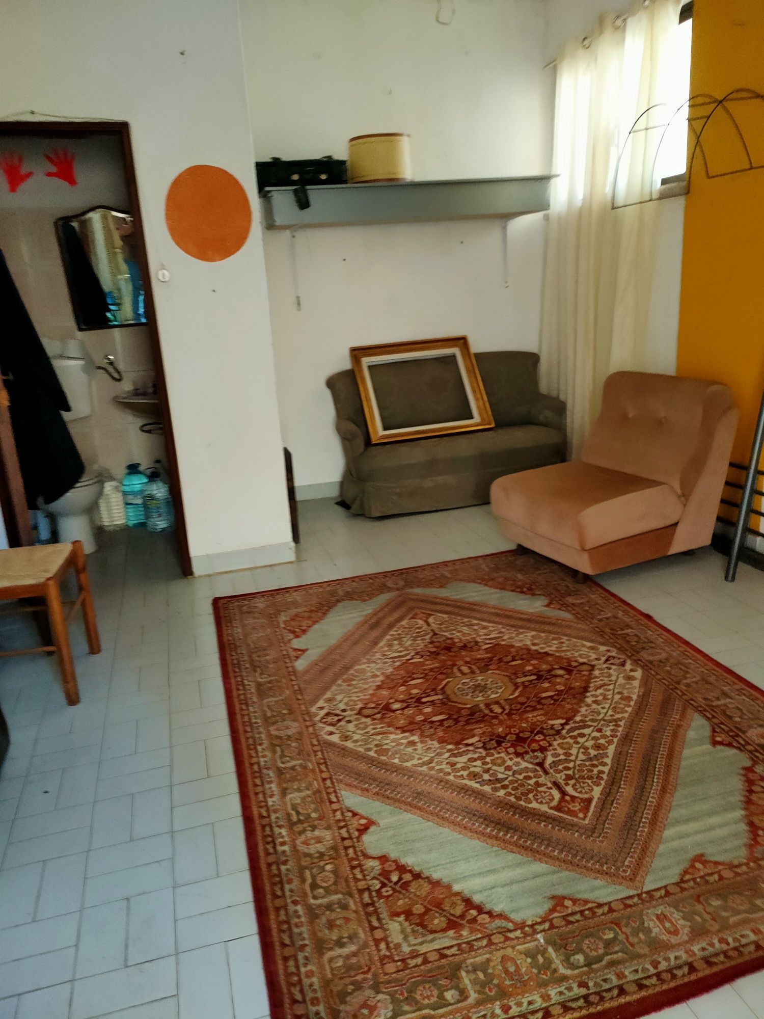Garagem Porta Direta para rua - Cacém -NÃO É HABITAÇÃO