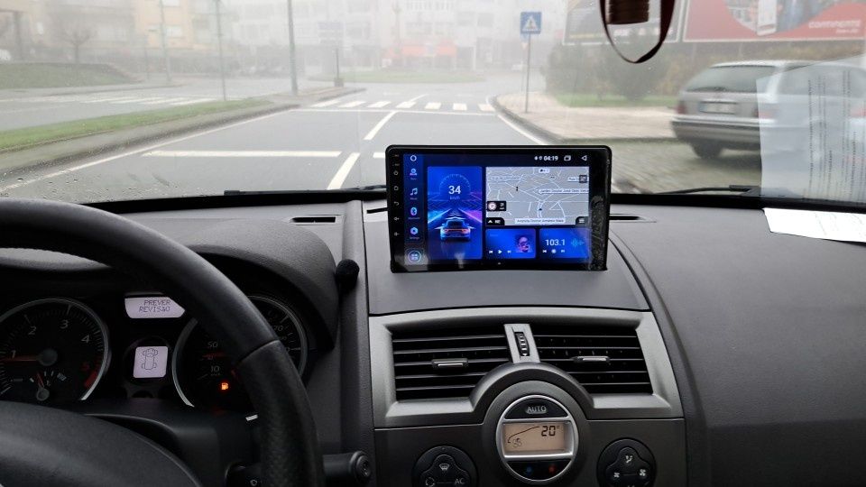Автомагнітола для Renault Megane 2  підтримка car play,  android auto