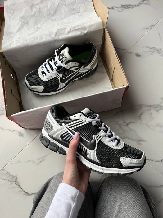 Кросівки Nike Air Zoom Vomero 5 Dark Grey (36-45)