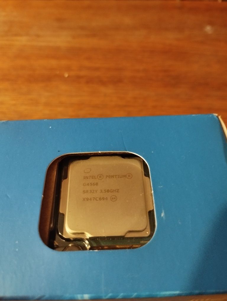 Процессор Intel pentium gold g4560 2 cores 3.5GHz s1151 Box