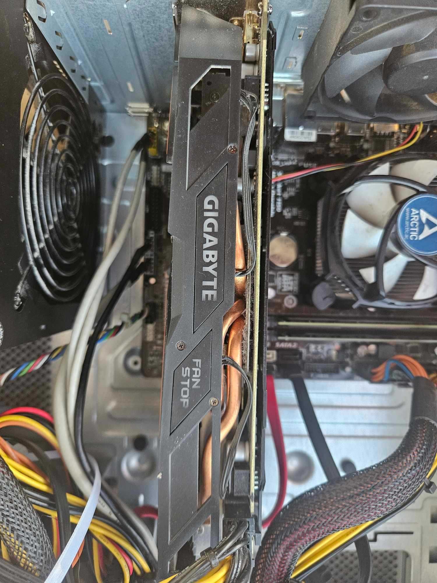 Komputer stacjonarny i5 4460 3.2Ghz / rx470 4gb/ 12GB ram