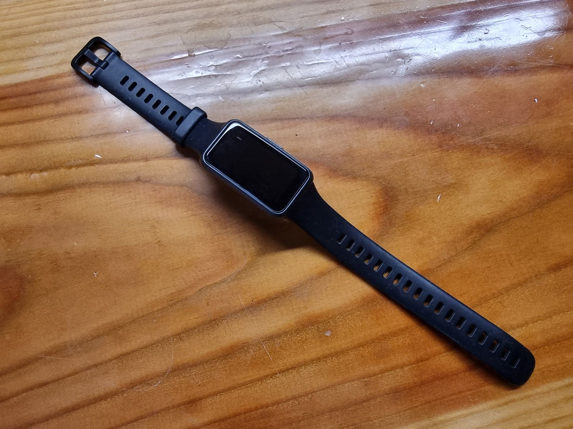 Smartwatch HUAWEI Band 7 LEA-B19 Brak Ładowarki