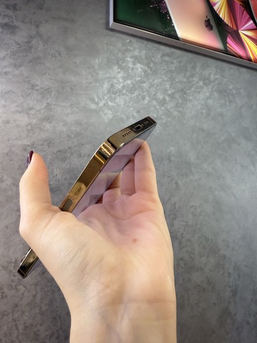 Used IPHONE 13Pro 256 Gold Neverlock Костюшка,5 igrand