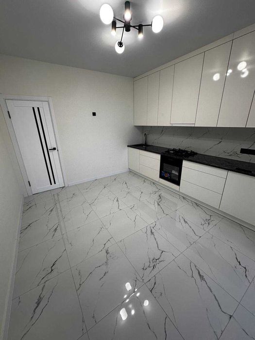 Продаж 1 К. Виставка