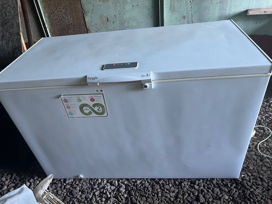Морозильна скриня Freggia LC 44