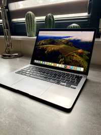 MacBook Air M1 8GB RAM 256GB SSD*