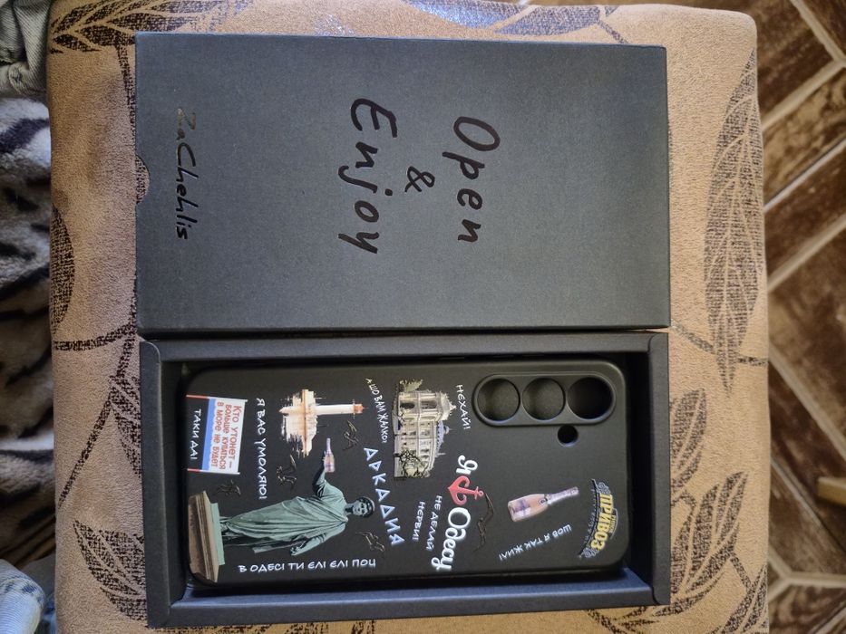 Чехол на Samsung S24FE