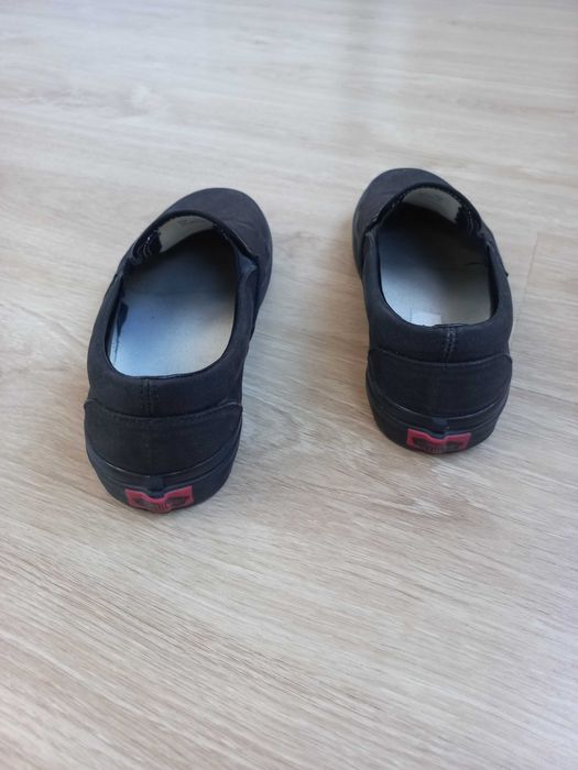 Sapatos Vans Pretos 40