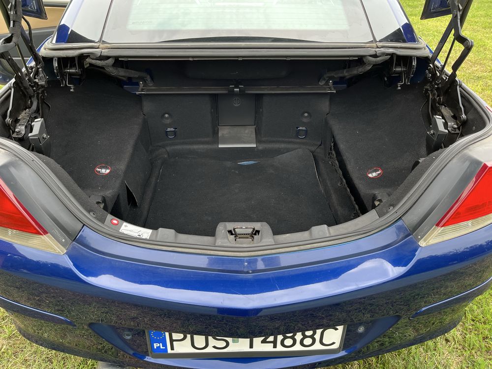 Opel Astra H TwinTop 1.9 CDTI