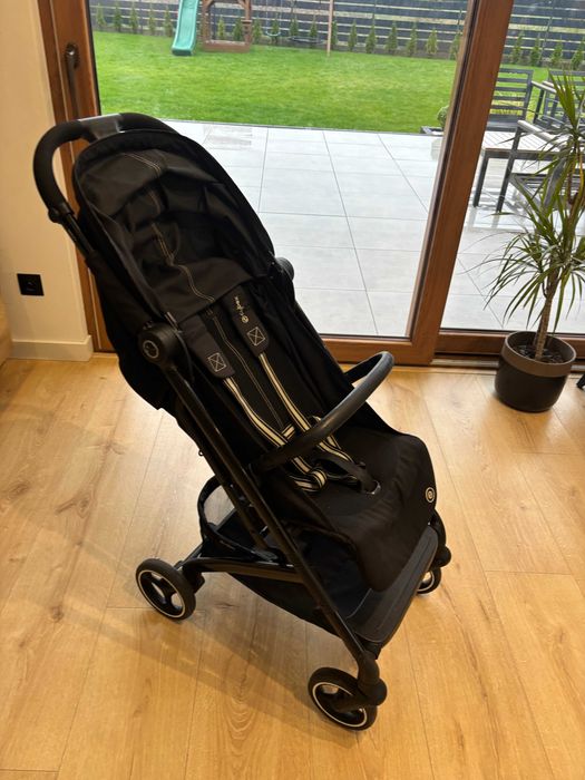 WÓZEK SPACEROWY CYBEX BEEZY do 22 kg duże koła Magic Black Czarny