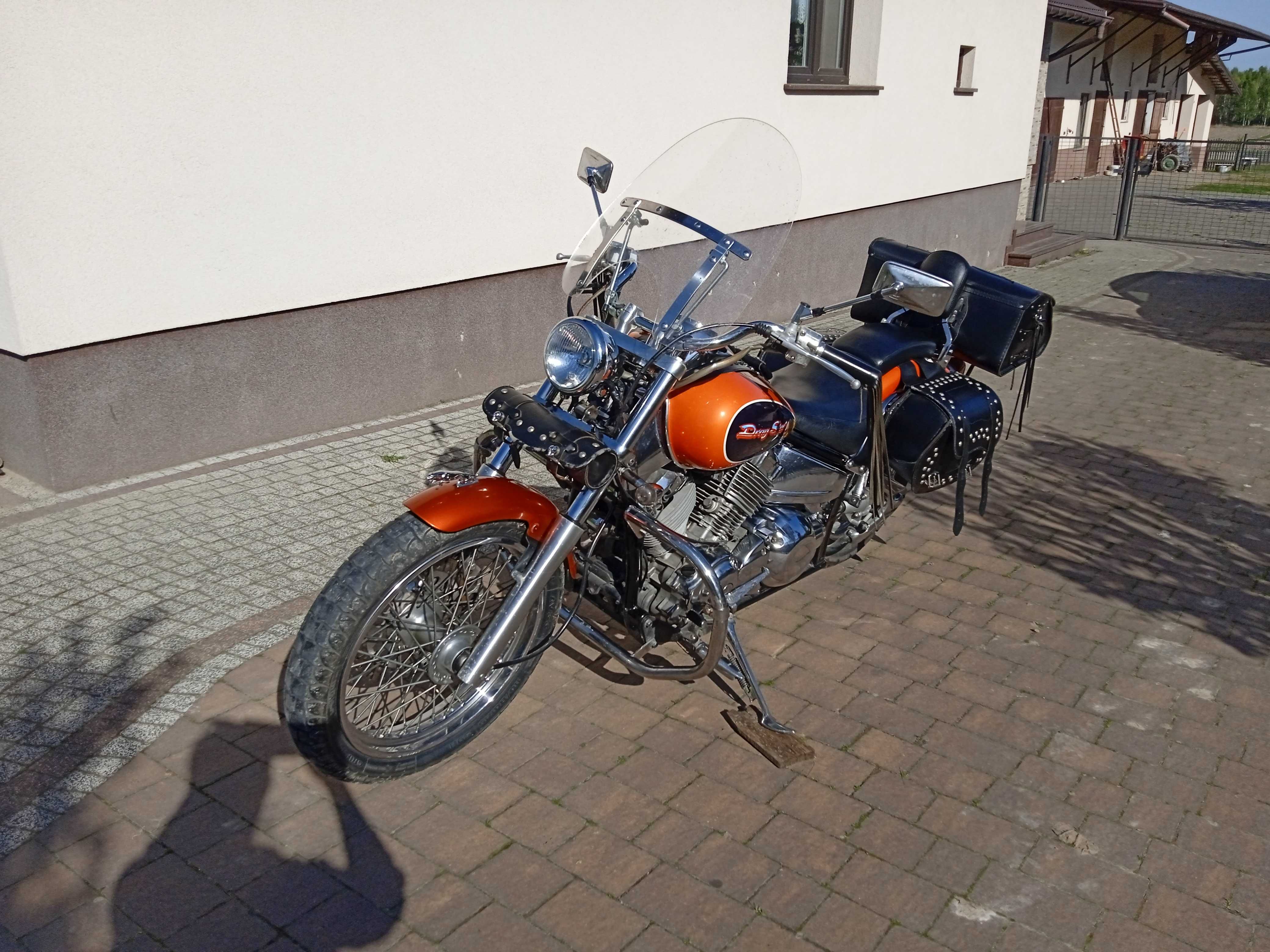 Motocykl Yamaha CZOPER