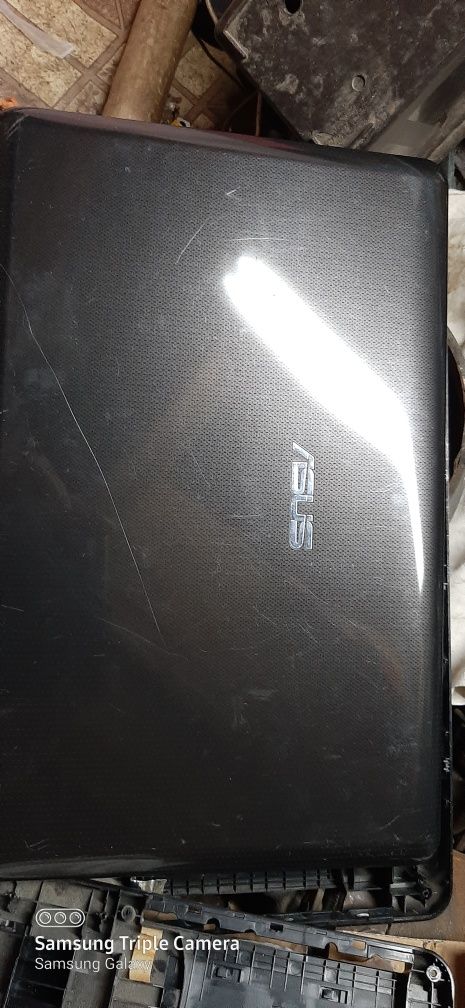 Нижние части корпуса ноутбука Asus