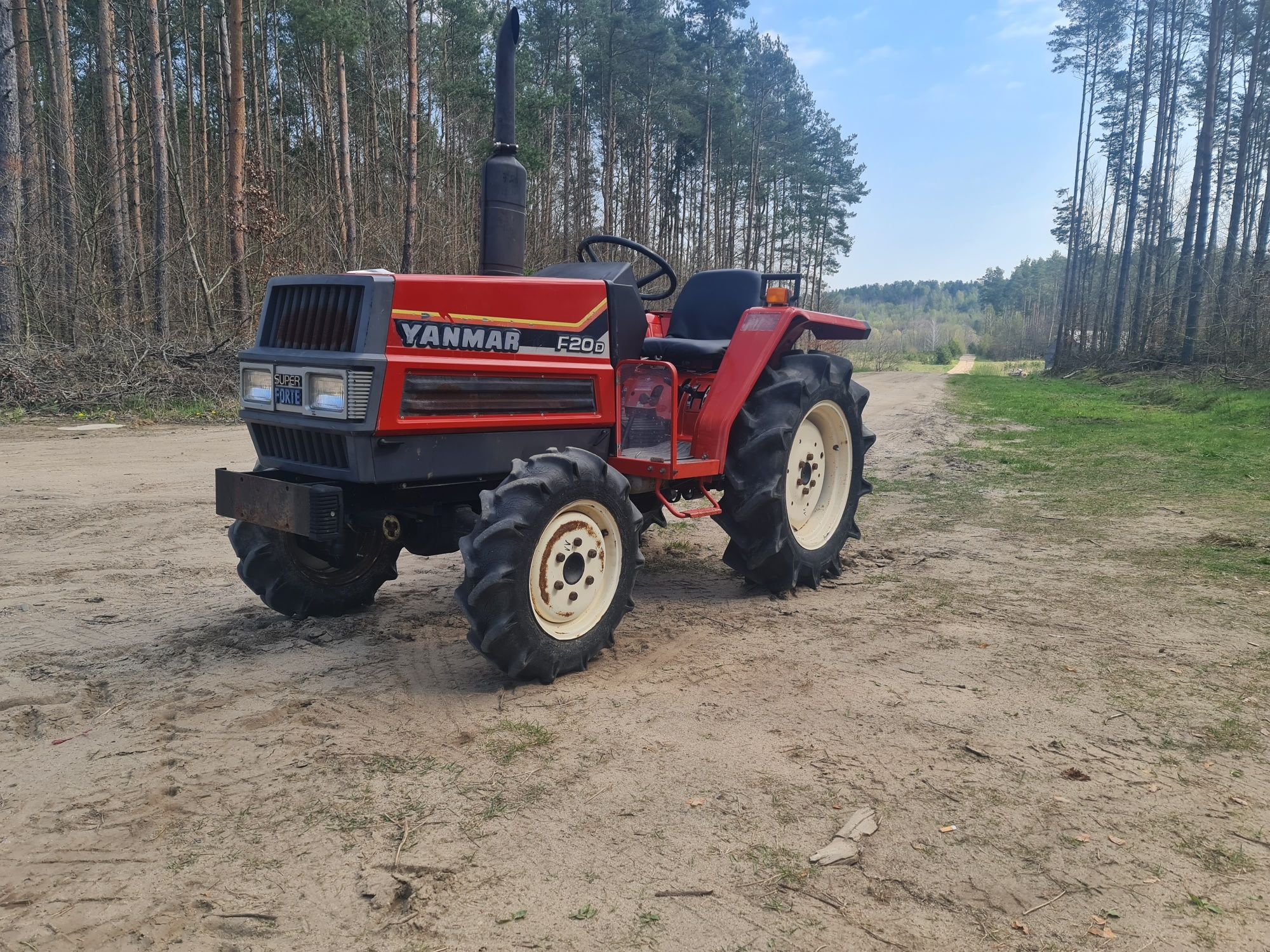 Traktor Traktorek ogrodowy Kubota GL 21 Hinomoto NX 200