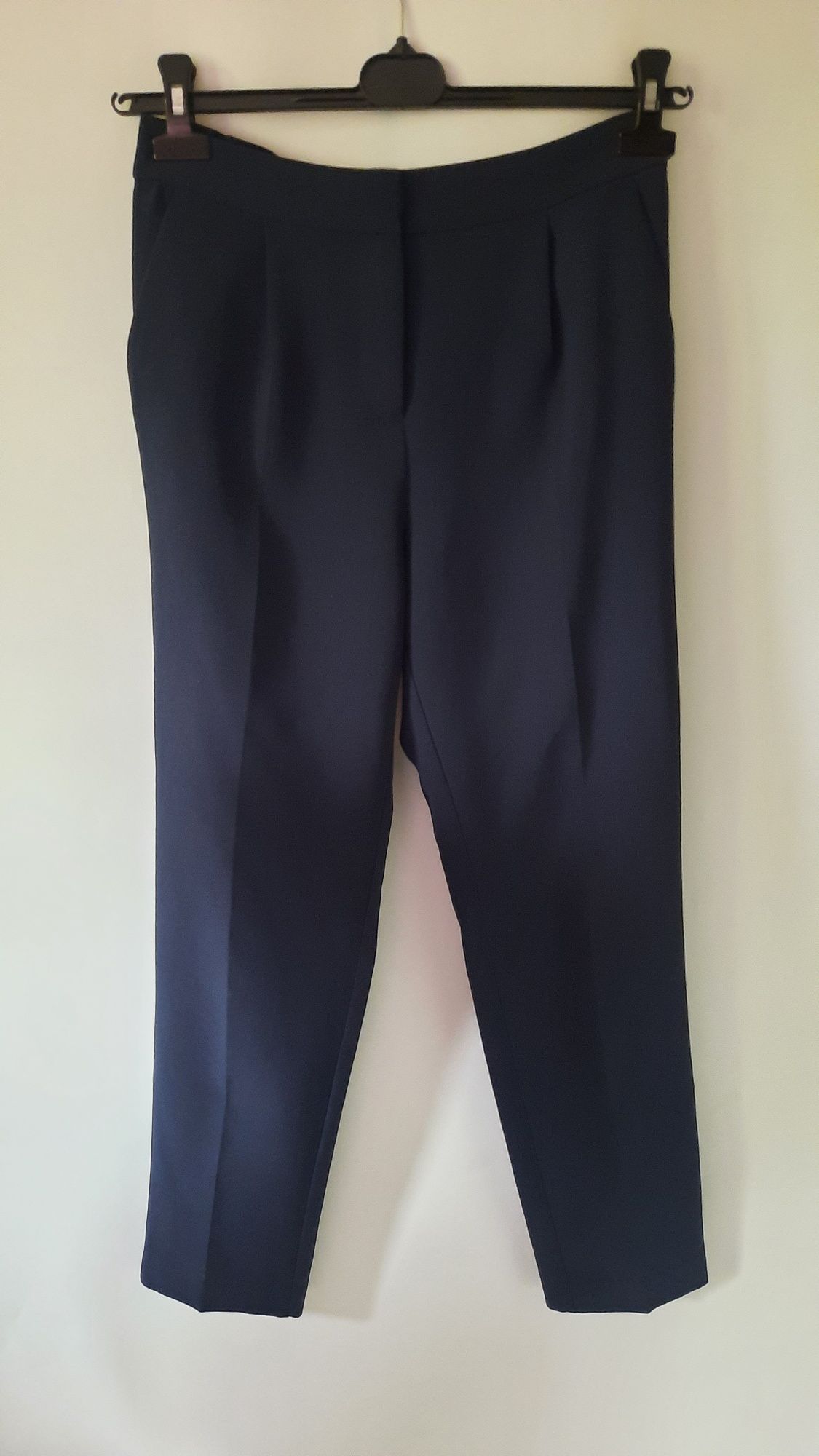 H&M  Spidnie damskie rozmoar 36
Spodnie damskie
 Rozmiar 36
Stan bdb