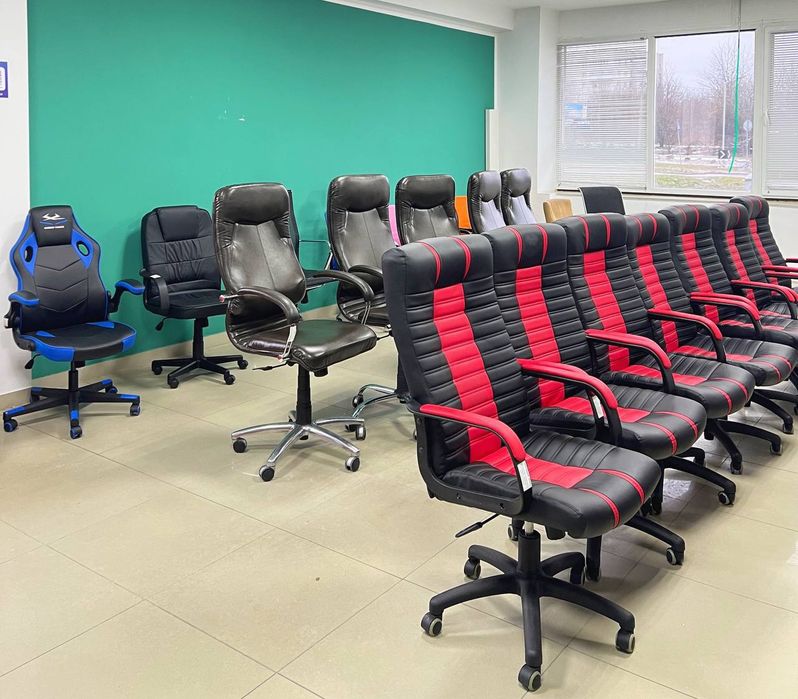 РОЗПРОДАЖ СКЛАДУ МЕБЛІВ,столи,крісла,техніка,тумби,стелажі, комоди