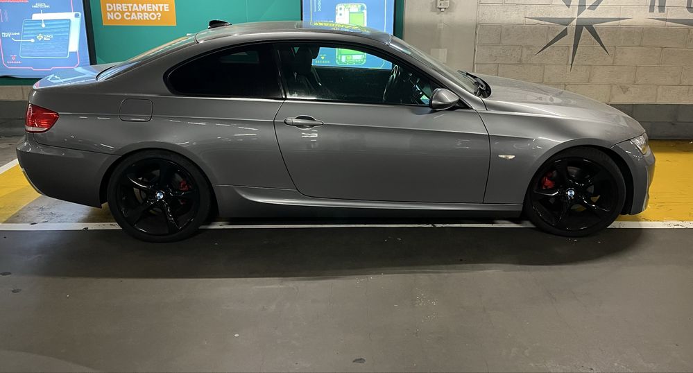 Bmw 320 D coupé cinza