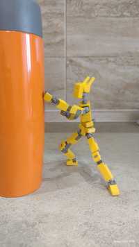 Іграшка робот рухома Lucky 13