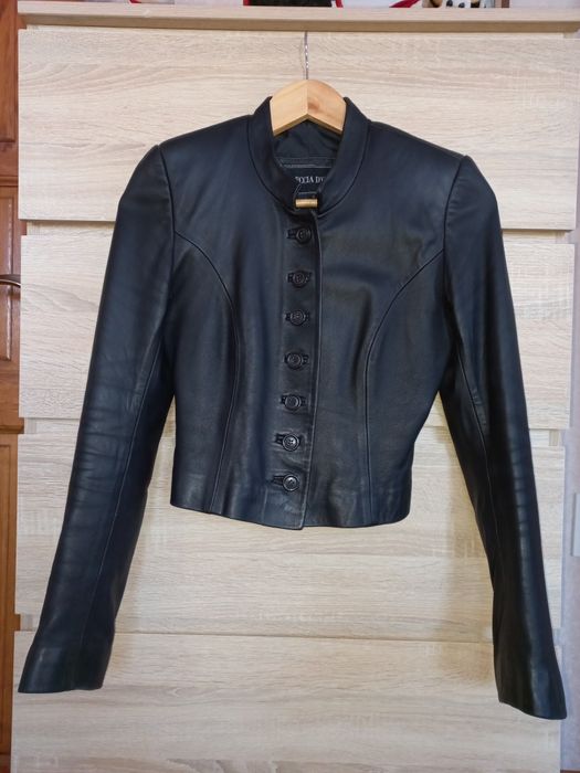 Куртка женская кожаная брендовая