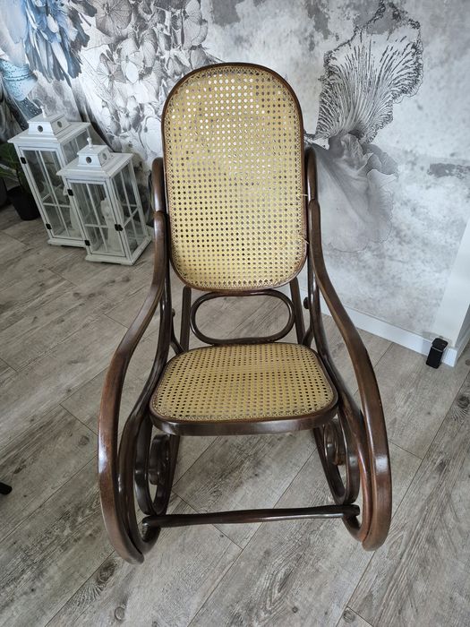 Sprzedam fotel bujany, rattan