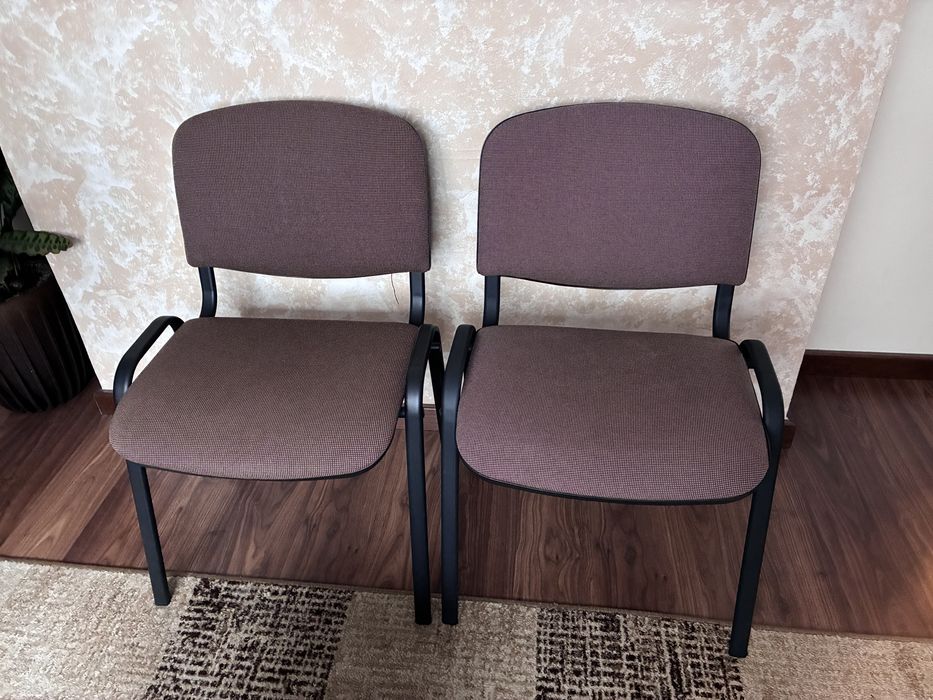 Brązowe krzesła biurowe 2 sztuki
