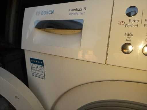 maquina de roupa Bosch  8 quilos 1200 impecavel