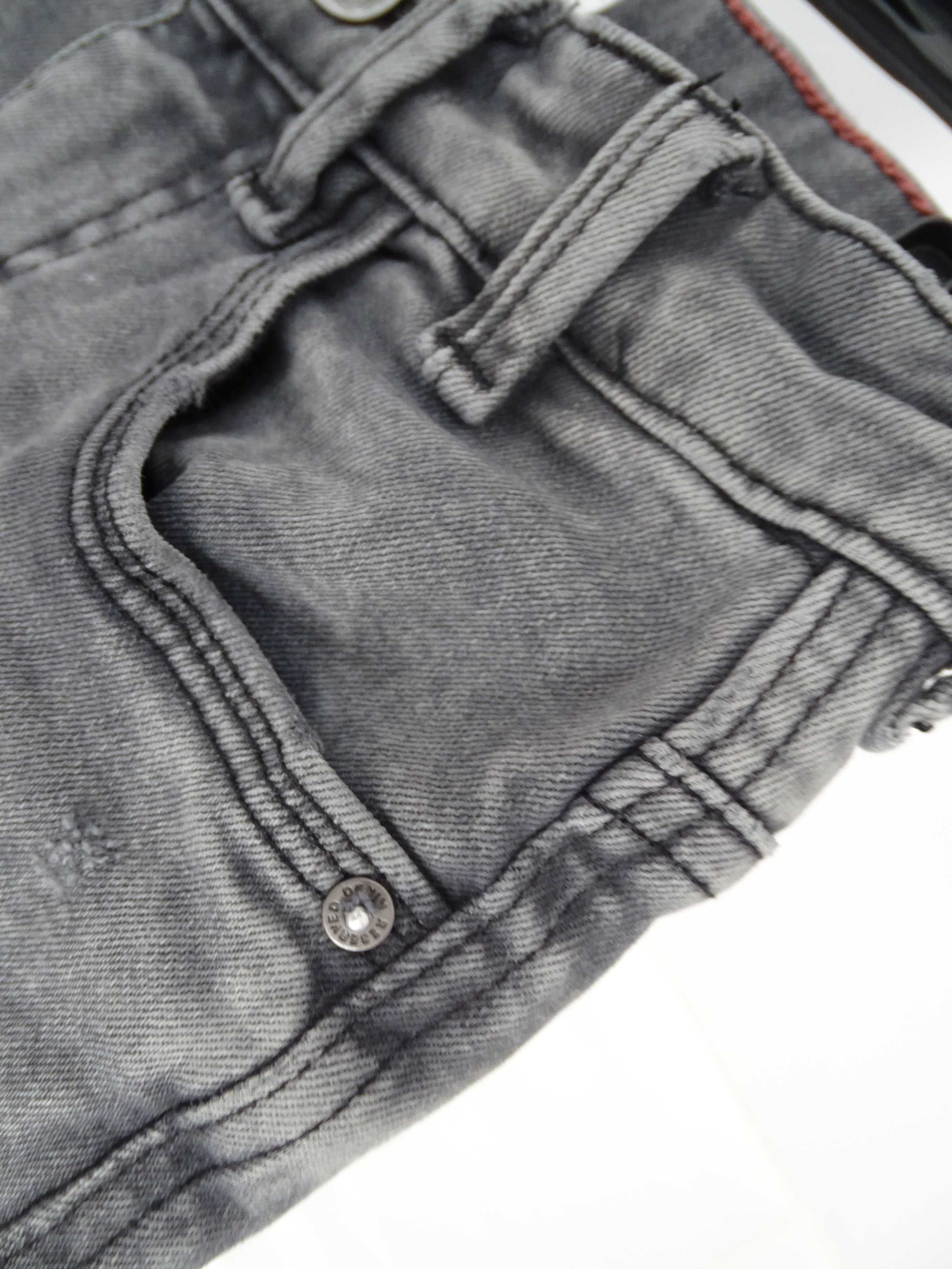 Spodnie Reserved r.110 jeansy idealne