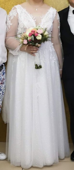 Piękna suknia ślubna