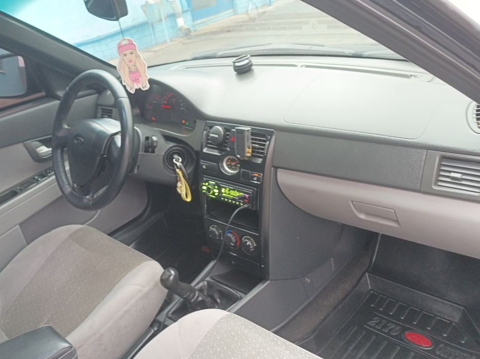 Lada Priora хетчбек