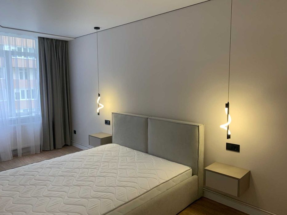 Оренда 2х-кімнатна квартира + кухня-студія ЖК вул.Київська-Смакули