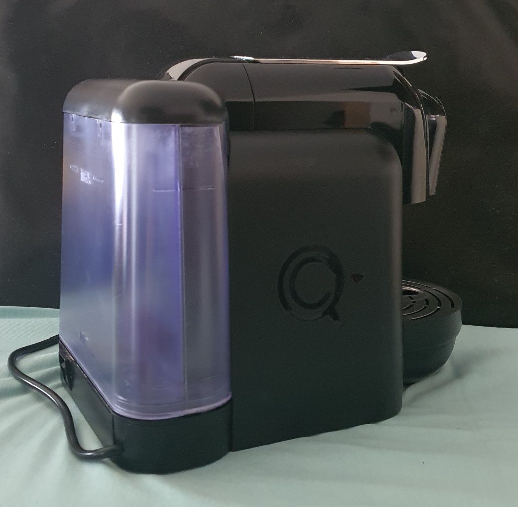 Máquina de café Delta Q