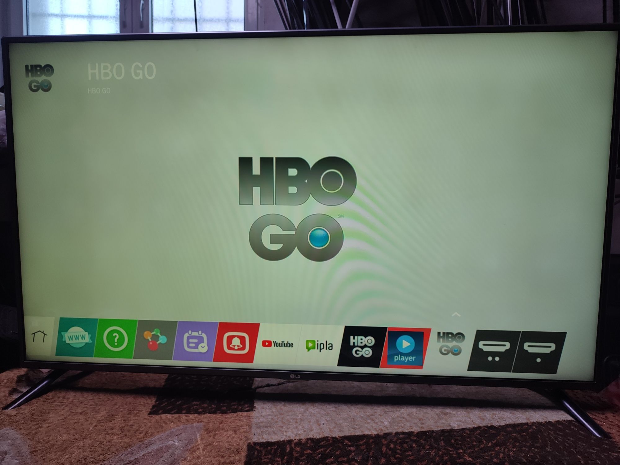 Smart tv lg 49"  YouTube Netflix wifi