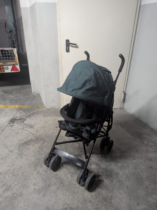 Vendo carrinho de bebé
