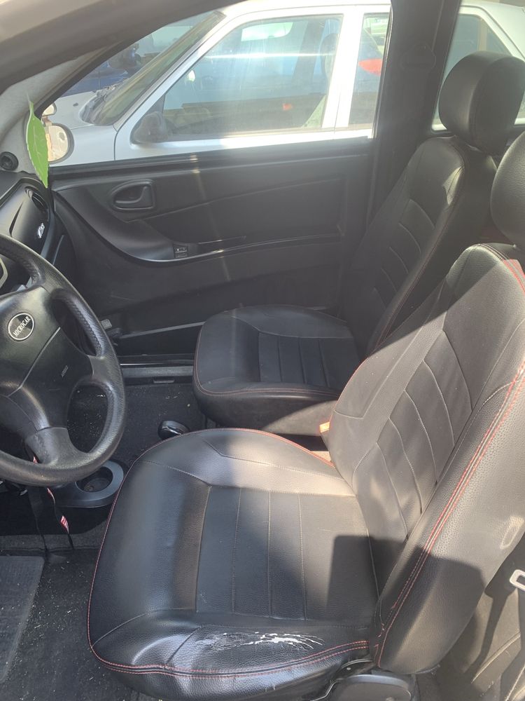 Carro Microcar MGO Gasóleo (pode conduzir a partir dos 16 anos)