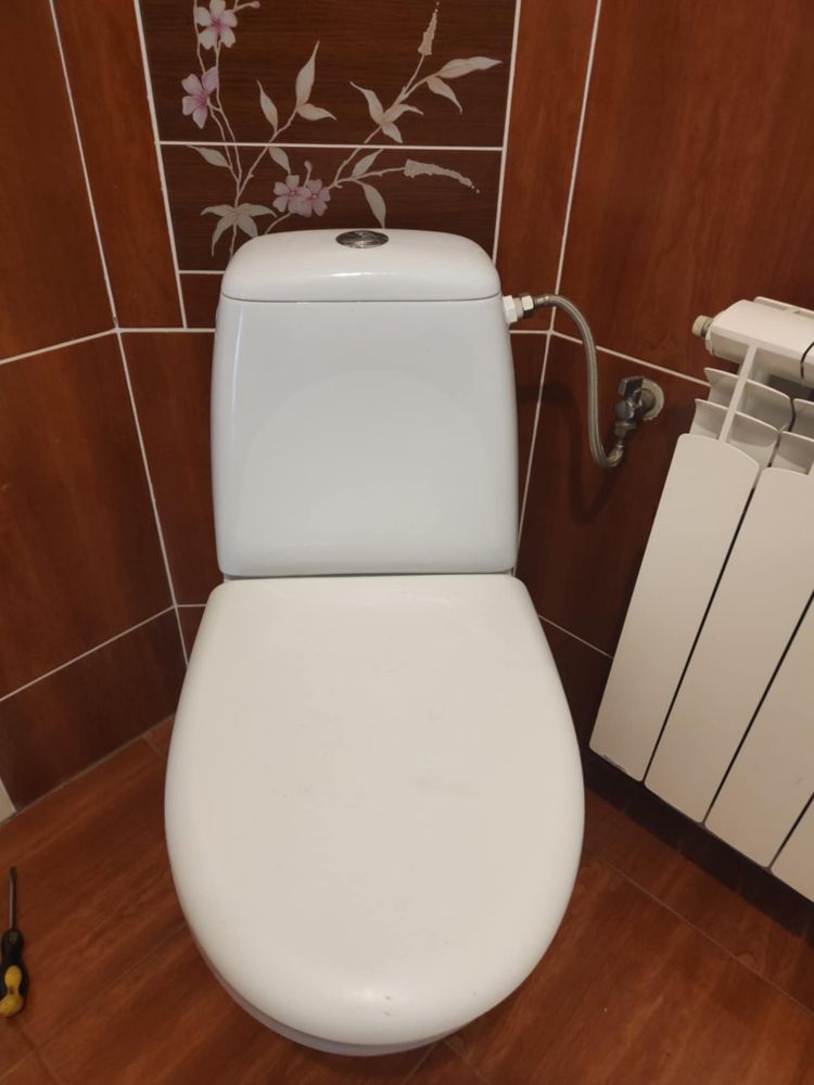 Kompakt WC z deską