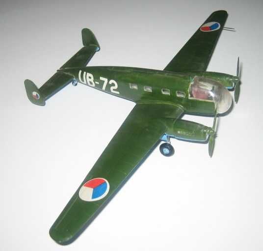 Modele plastikowe samolotów kolekcja