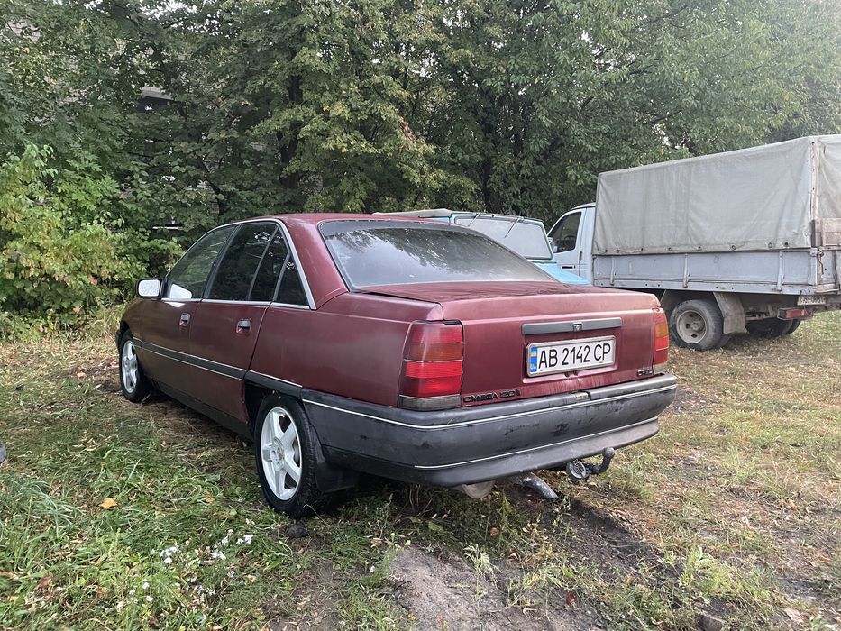 Opel Omega A Терміново
