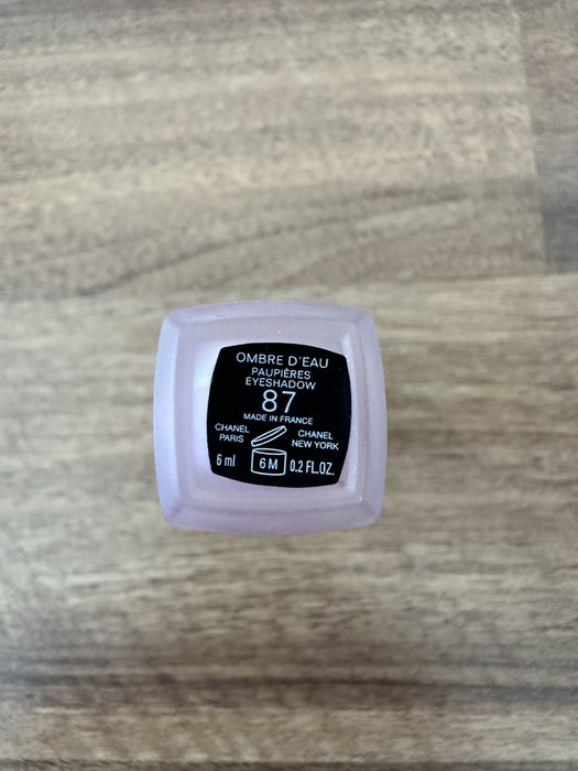 Chanel trwaly plynny cien do powiek OMBRE 87