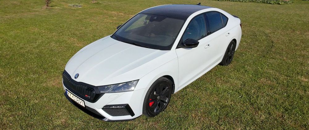 Skoda Octavia Skoda Octavia IV RS 2.0 TSI DSG (245 KM)