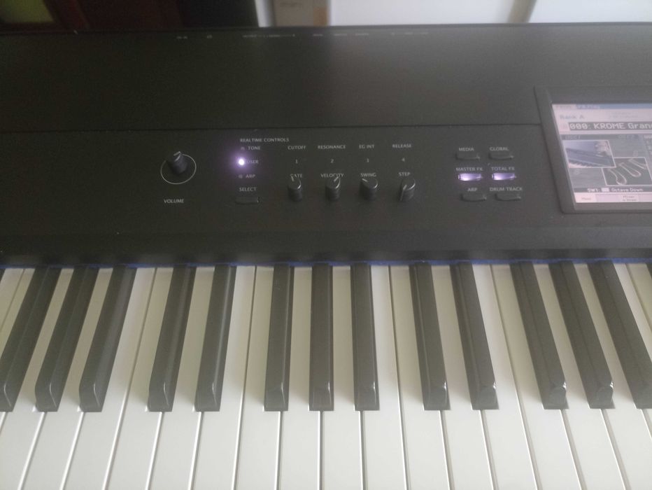 Korg Krome 88, pianino cyfrowe, syntezator