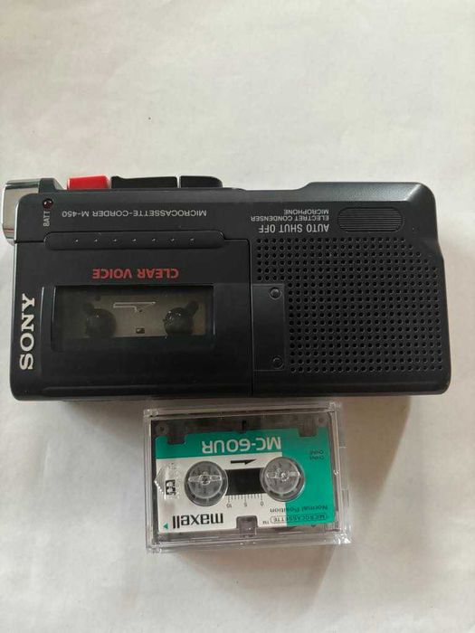 Dyktafon Sony   Microcassette-corder M-450  powystawowy