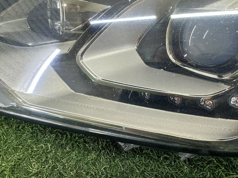 Фара левая Volkswagen Touareg NF 3.0 TDI 2012