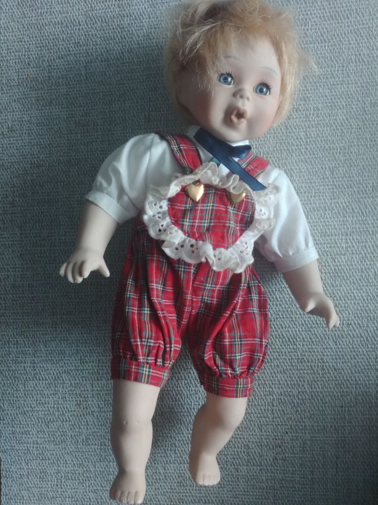 Lalka porcelanowa - chłopczyk 30cm