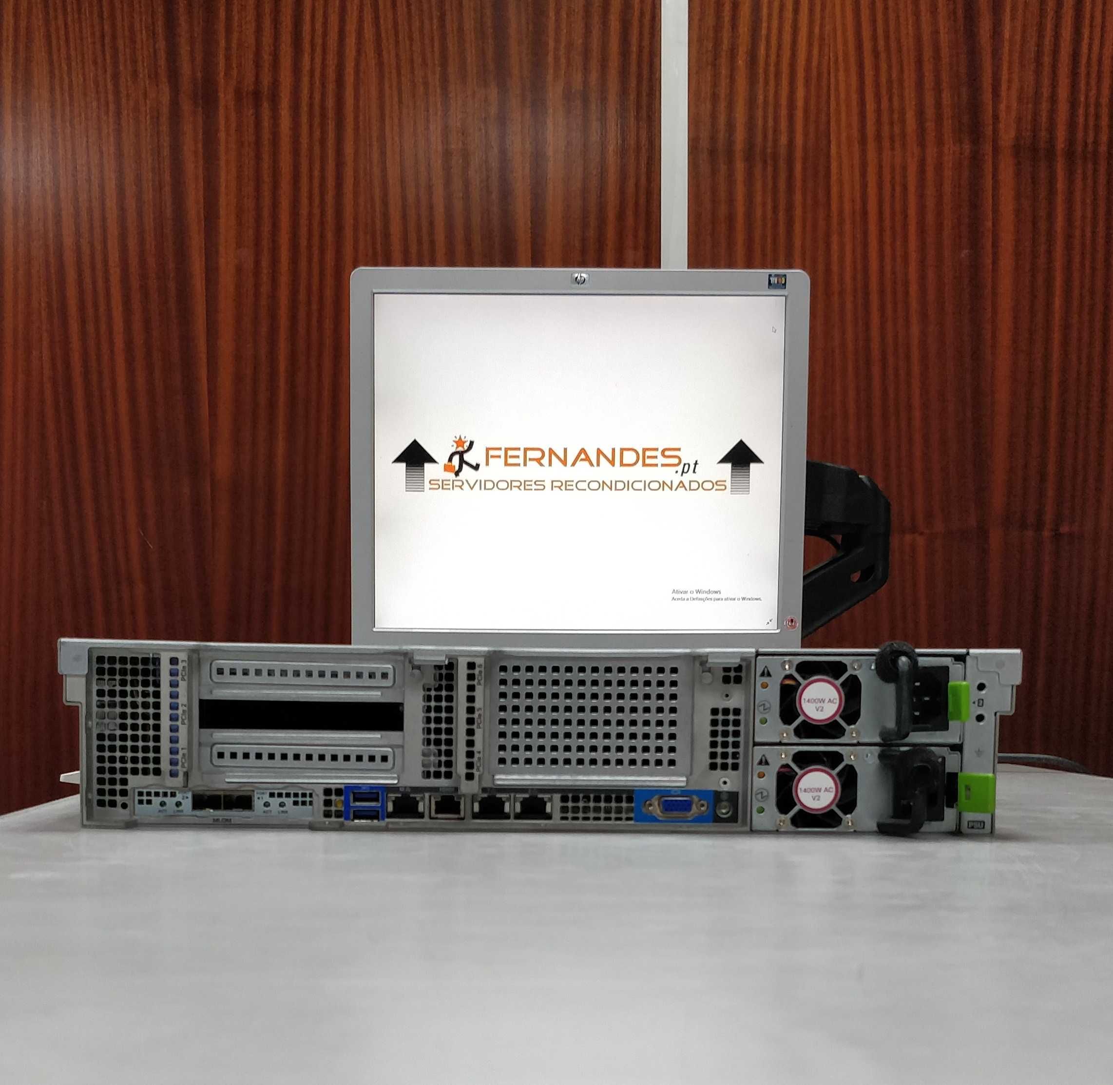 CISCO C240 M4 | 40 vCPUs | 32GB DDR4 |  26 x Discos 2.5" | 2 x 300GB