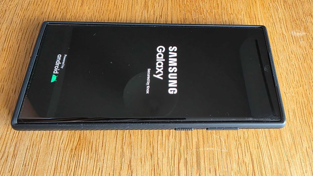 GALAXY S22 Ultra + Dodatki