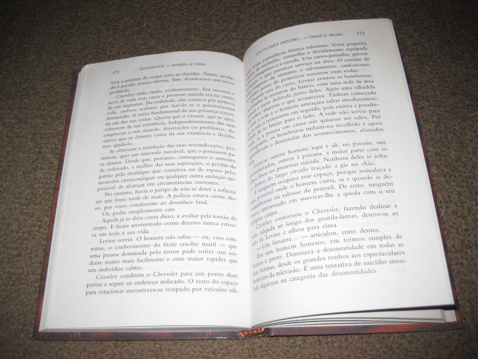 Livro Biblioteca Hitchcock "Assembleia de Crânios"