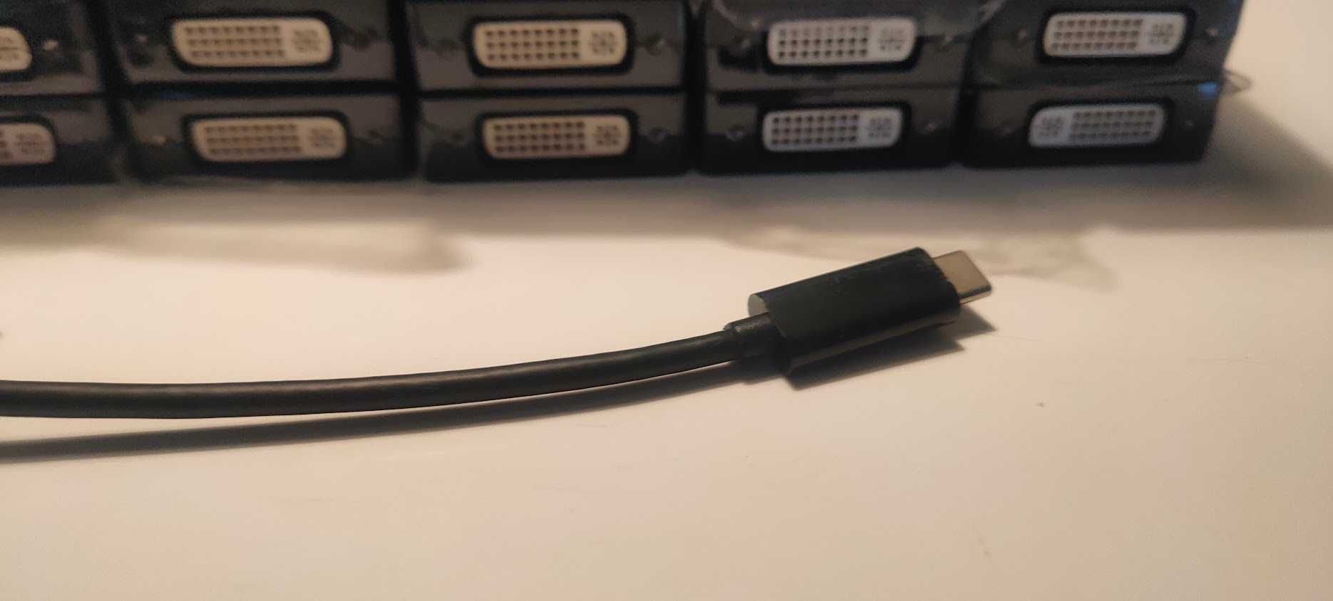 25 SZTUK - StarTech.com USB-C Adapter 4K 30Hz, USB C na HDMI/DVI/VGA