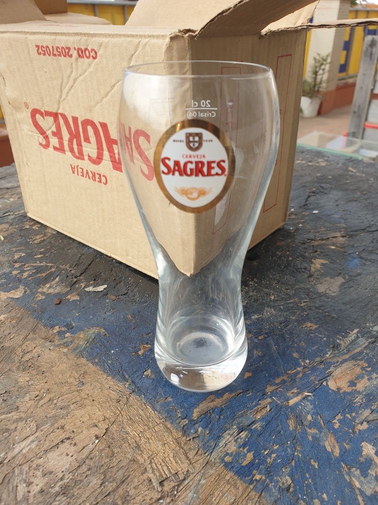 Copos antigos da Sagres